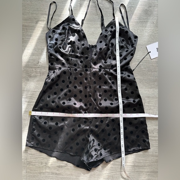 By the way Chic Black Polka Dot Romper - Picture 3 of 5